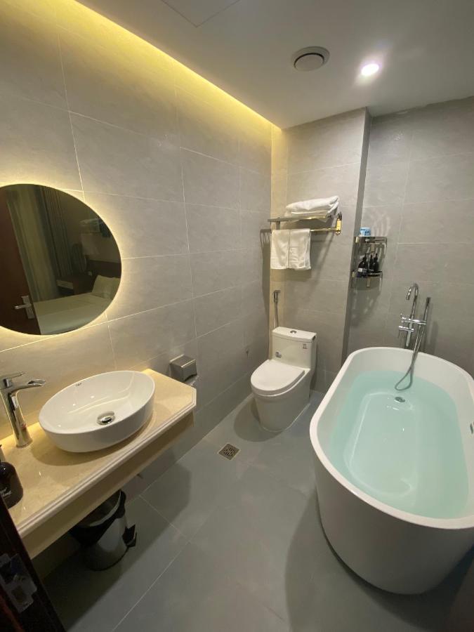 Moonlight Hotel Hạ Long Exterior foto